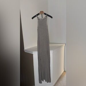 Pull&Bear- Stripped Maxi Dress - White/Black- Medium